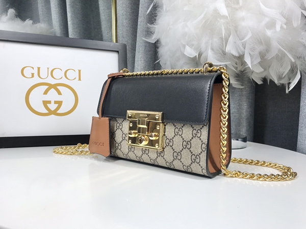 激安グッチバッグコピー側面デザイン